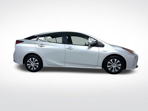 Certified 2021 Toyota Prius LE AWD/4WD image 11