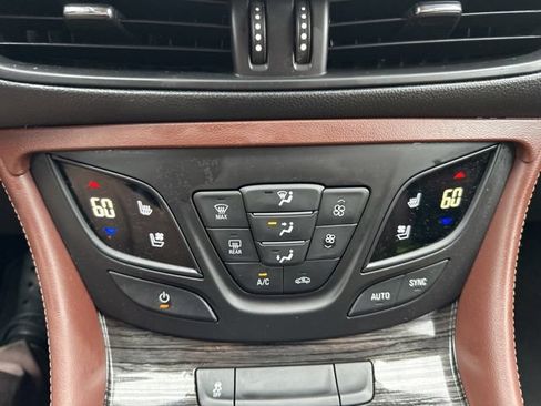 Used 2017 Buick Envision Premium w/ Driver Confidence Package AWD/4WD image 35