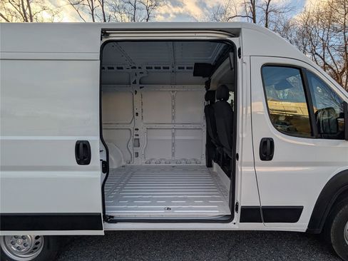 New 2026 RAM ProMaster 2500 w/ Cold Weather Group image 7