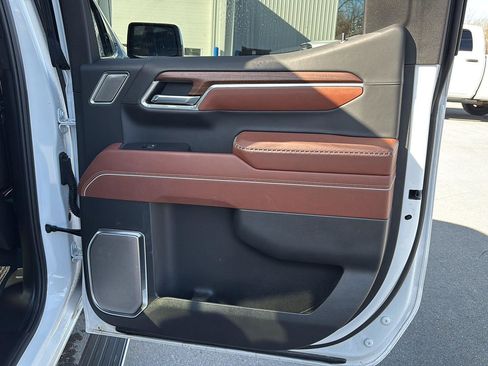 Used 2025 GMC Sierra 1500 Denali Ultimate image 22