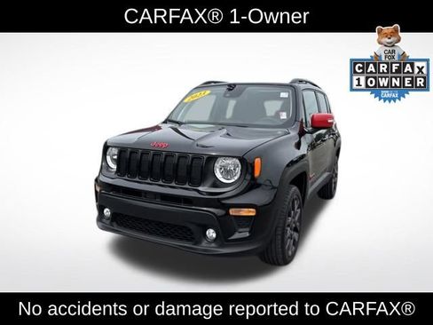 Used 2023 Jeep Renegade Latitude w/ Sun/Sound Group AWD/4WD image 2