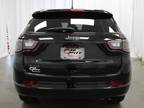 Used 2022 Jeep Compass High Altitude AWD/4WD image 7