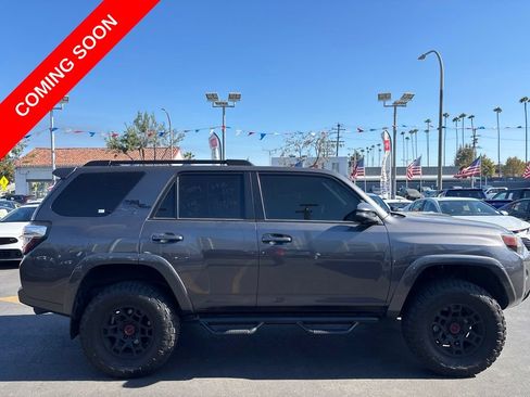 Used 2023 Toyota 4Runner TRD Off-Road Premium w/ Off Road Premium Plus Package AWD/4WD image 3