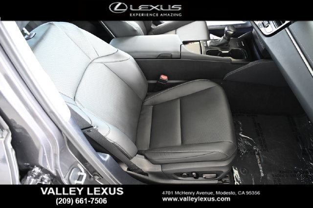 Used 2025 Lexus ES 300h w/ Premium Package FWD image 21