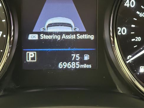 Used 2019 Nissan Rogue SL w/ Premium Package FWD image 24