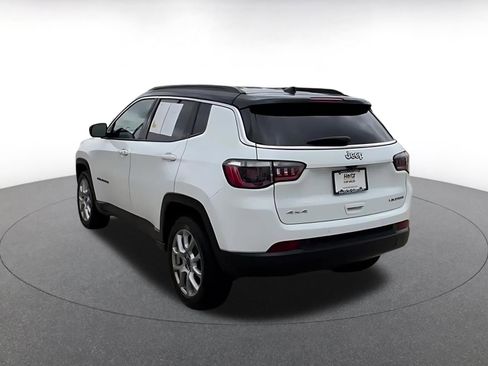 Used 2025 Jeep Compass Limited AWD/4WD image 11