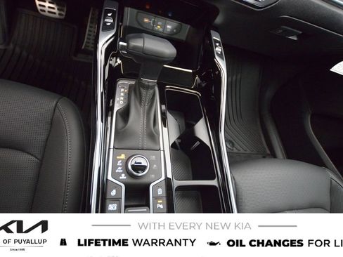 New 2026 Kia Sorento SX image 24