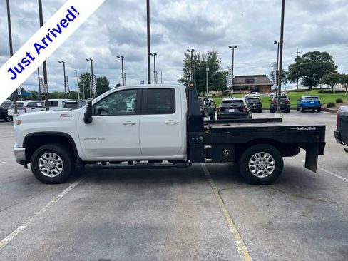 Used 2022 Chevrolet Silverado 2500 LT w/ Convenience Package AWD/4WD image 6