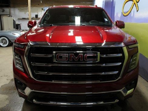 New 2026 GMC Yukon Elevation image 3