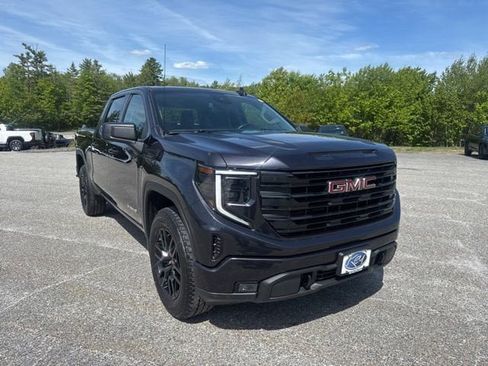 Used 2023 GMC Sierra 1500 Elevation AWD/4WD image 10