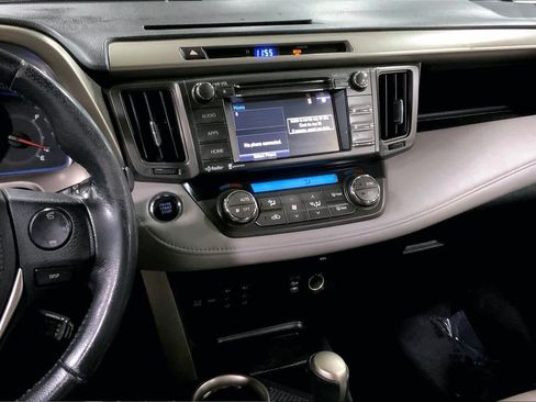 Used 2015 Toyota RAV4 Limited AWD/4WD image 7