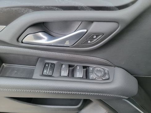 Certified 2024 GMC Yukon XL Denali image 10