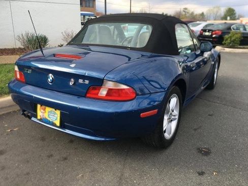 Used 2000 BMW Z3 2.5i image 2