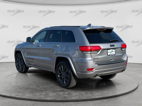 Used 2015 Jeep Grand Cherokee Altitude AWD/4WD image 6