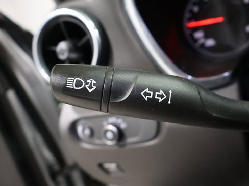 Used 2019 Chevrolet Blazer LT image 37