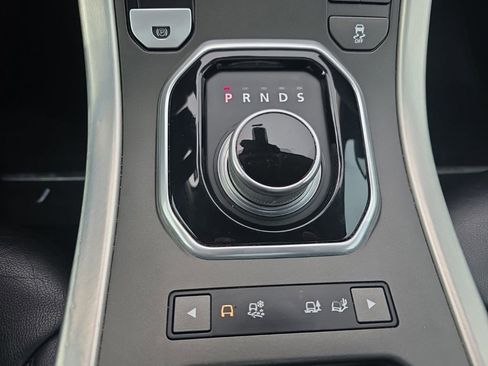 Used 2015 Land Rover Range Rover Evoque Pure Plus image 31