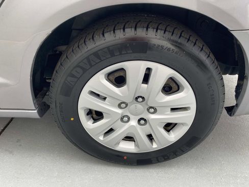 Used 2014 Dodge Grand Caravan SE w/ Quick Order Package 29E SE image 9