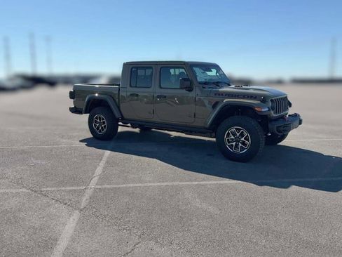 New 2026 Jeep Gladiator Rubicon image 16