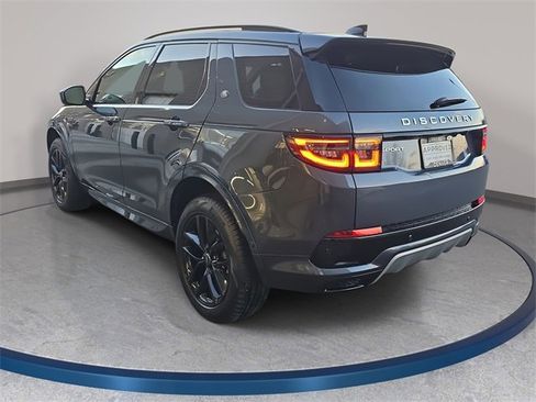 Used 2024 Land Rover Discovery Sport S image 7