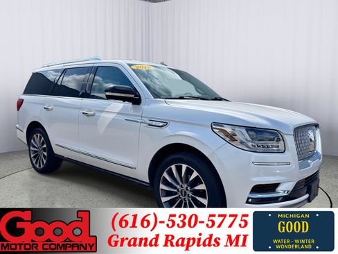 Used 2018 Lincoln Navigator Select AWD/4WD image 1