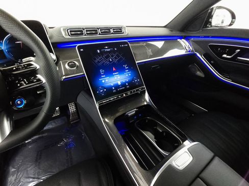 Used 2025 Mercedes-Benz S 63 AMG S image 15