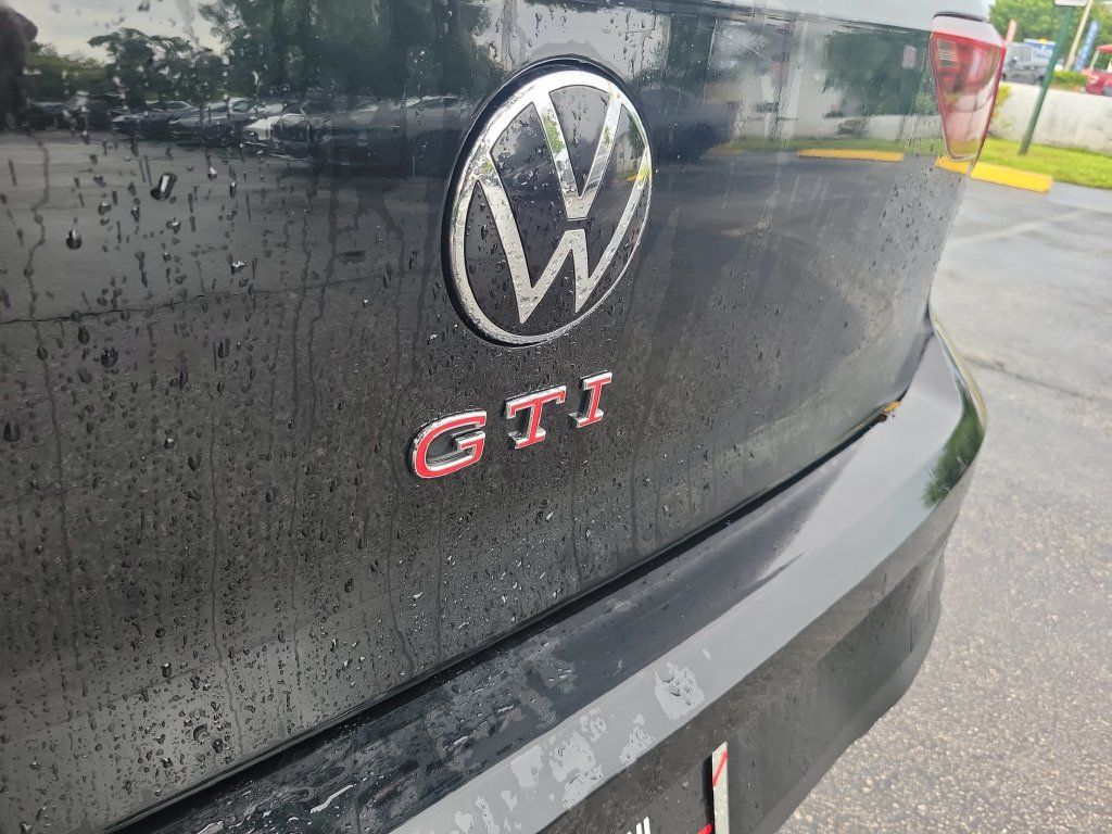 Used 2024 Volkswagen GTI S FWD image 9