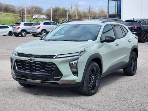 New 2026 Chevrolet Trax ACTIV image 3