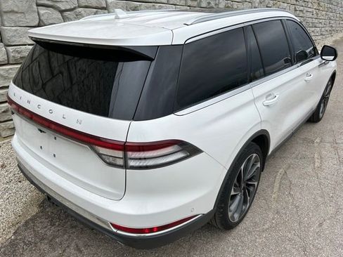 Used 2020 Lincoln Aviator Reserve w/ Equipment Group 202A AWD/4WD image 5