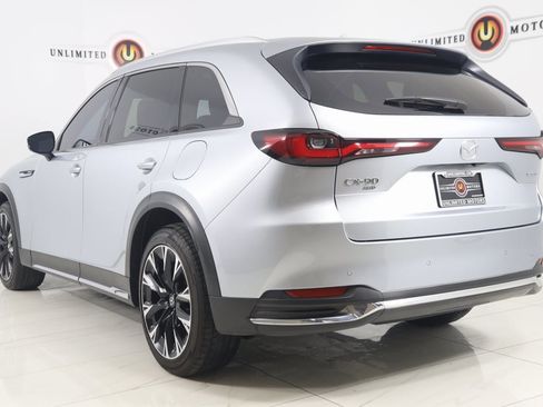 Used 2024 MAZDA CX-90 Plug-In Hybrid w/ Premium Pkg image 4