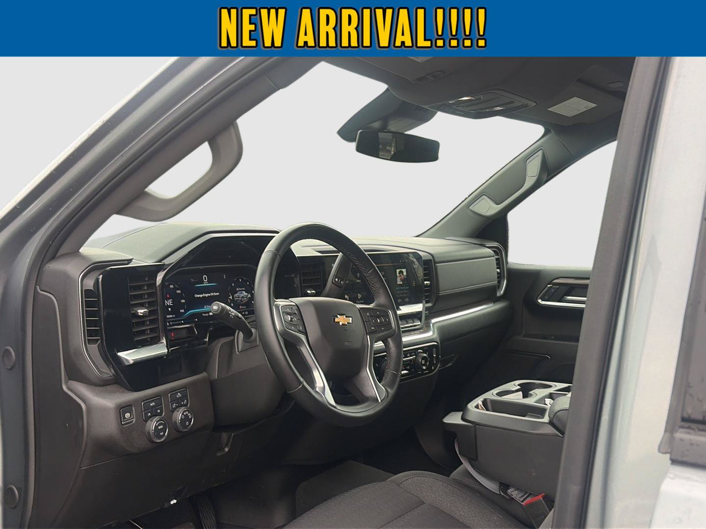 Certified 2024 Chevrolet Silverado 1500 LT AWD/4WD image 10