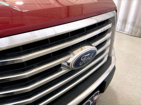 Used 2016 Ford F150 XLT w/ Equipment Group 302A Luxury RWD image 7