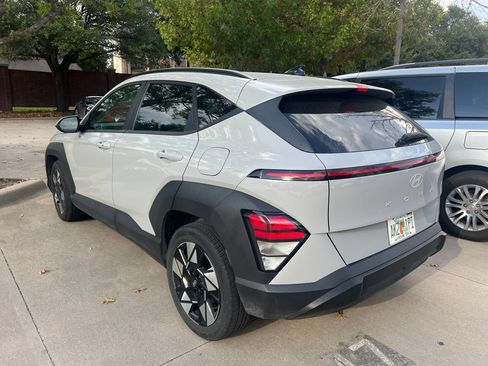 Used 2025 Hyundai Kona SEL FWD image 6