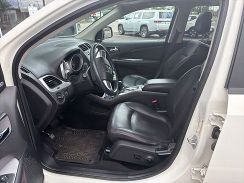 Used 2018 Dodge Journey GT w/ Nav & Sun Group AWD/4WD image 4