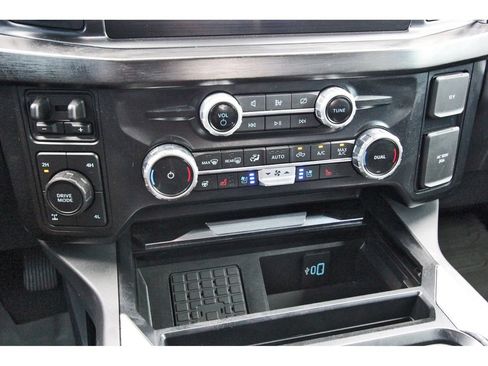 Certified 2024 Ford F250 Lariat w/ Lariat Ultimate Package AWD/4WD image 23