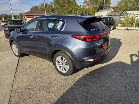 Used 2018 Kia Sportage LX image 5