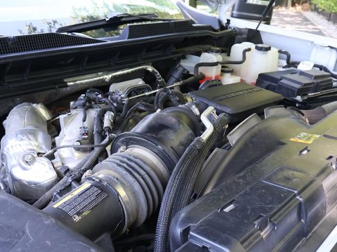 Used 2024 Chevrolet Silverado 2500 LTZ AWD/4WD image 17