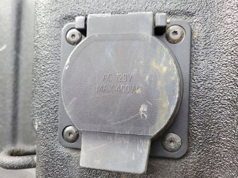 Used 2021 Chevrolet Silverado 2500 LTZ w/ LTZ Premium Package image 10