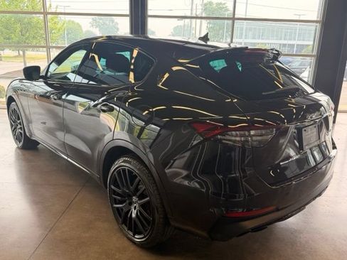 Used 2023 Maserati Levante Modena AWD/4WD image 4