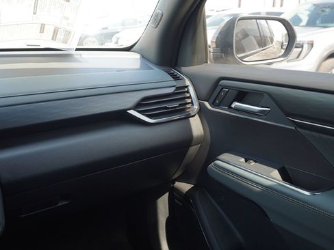 New 2026 GMC Acadia AT4 w/ Super Cruise Package AWD/4WD image 8