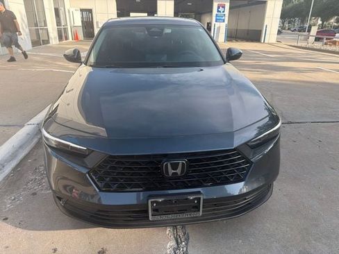 Used 2024 Honda Accord EX image 10