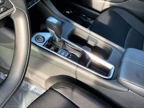 Used 2024 Nissan Sentra SV image 13