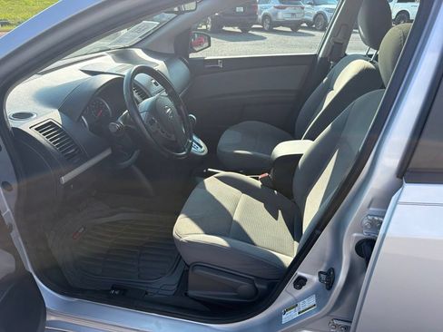 Used 2012 Nissan Sentra 2.0 SR w/ Special Edition Pkg FWD image 11