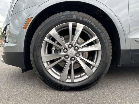 Certified 2023 Cadillac XT5 Premium Luxury AWD/4WD image 11