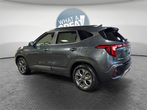 Certified 2024 Kia Seltos S image 6