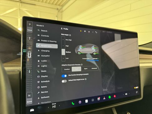 Used 2023 Tesla Model S Base image 23