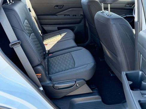 New 2026 Nissan Pathfinder SV AWD/4WD image 24