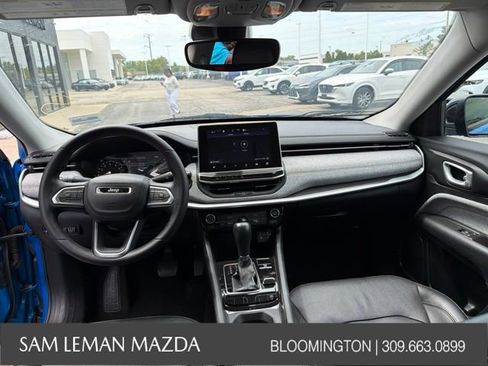 Used 2022 Jeep Compass Latitude AWD/4WD image 18