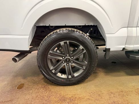 Used 2022 Ford F150 Lariat w/ Equipment Group 502A High image 91