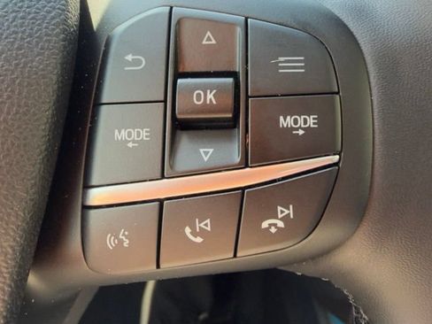 Used 2025 Ford Maverick XLT w/ Equipment Group 301A AWD/4WD image 25