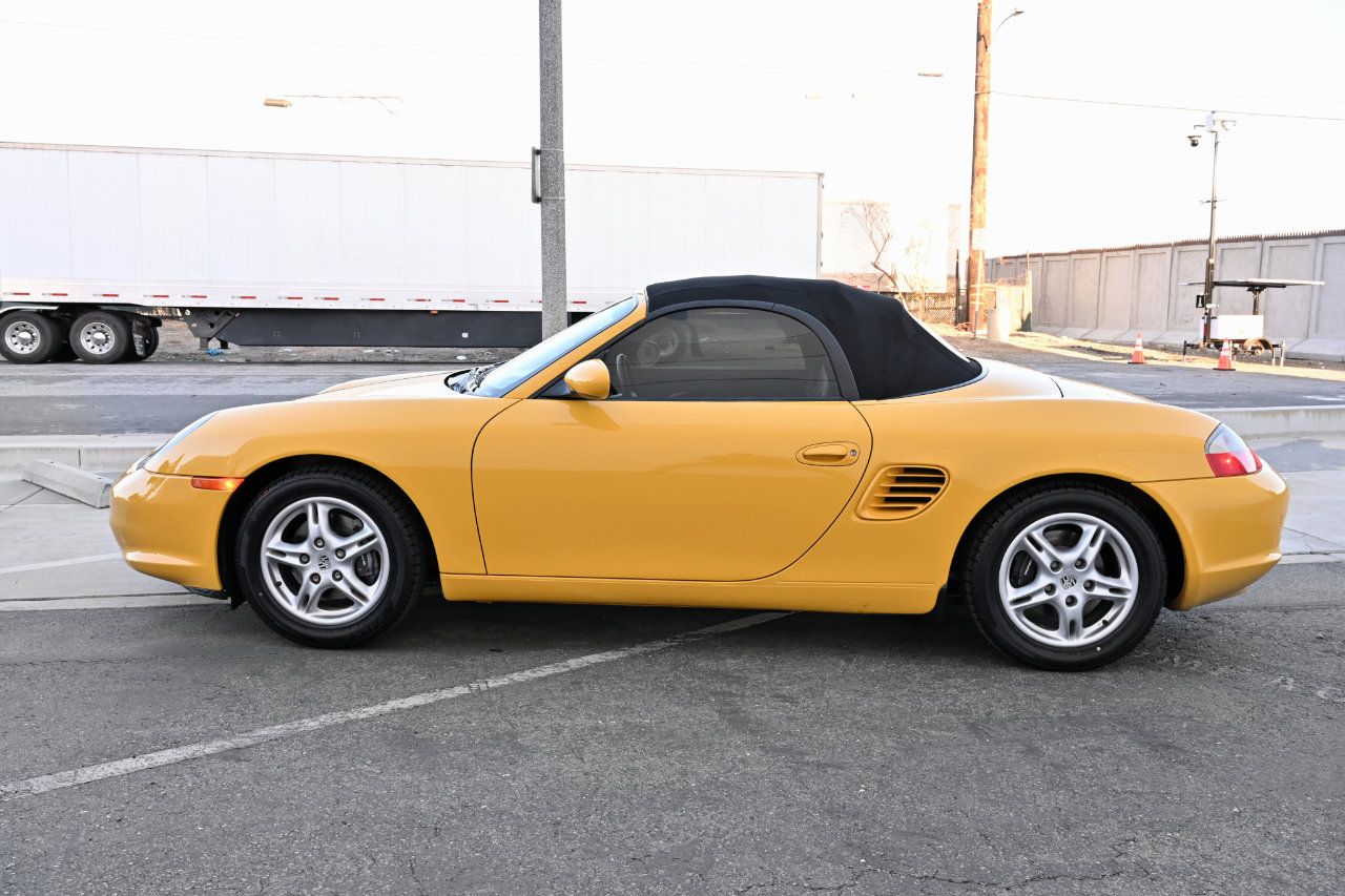 Used 2003 Porsche Boxster RWD image 5